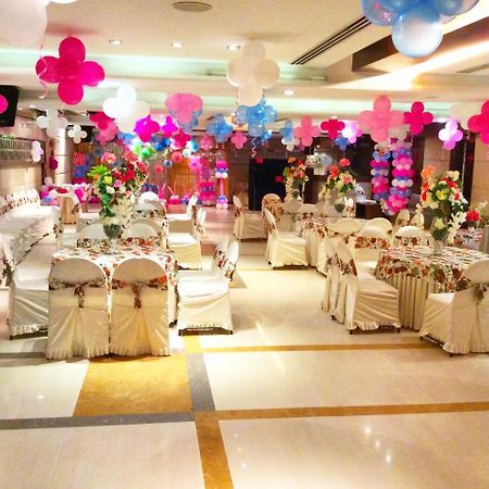Hotel Gk International Chandīgarh Extérieur photo