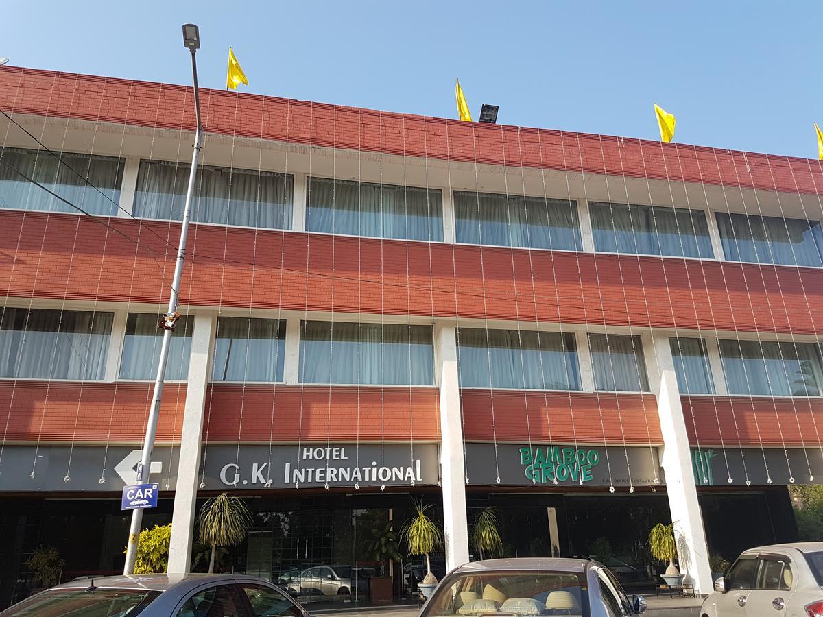 Hotel Gk International Chandīgarh Extérieur photo