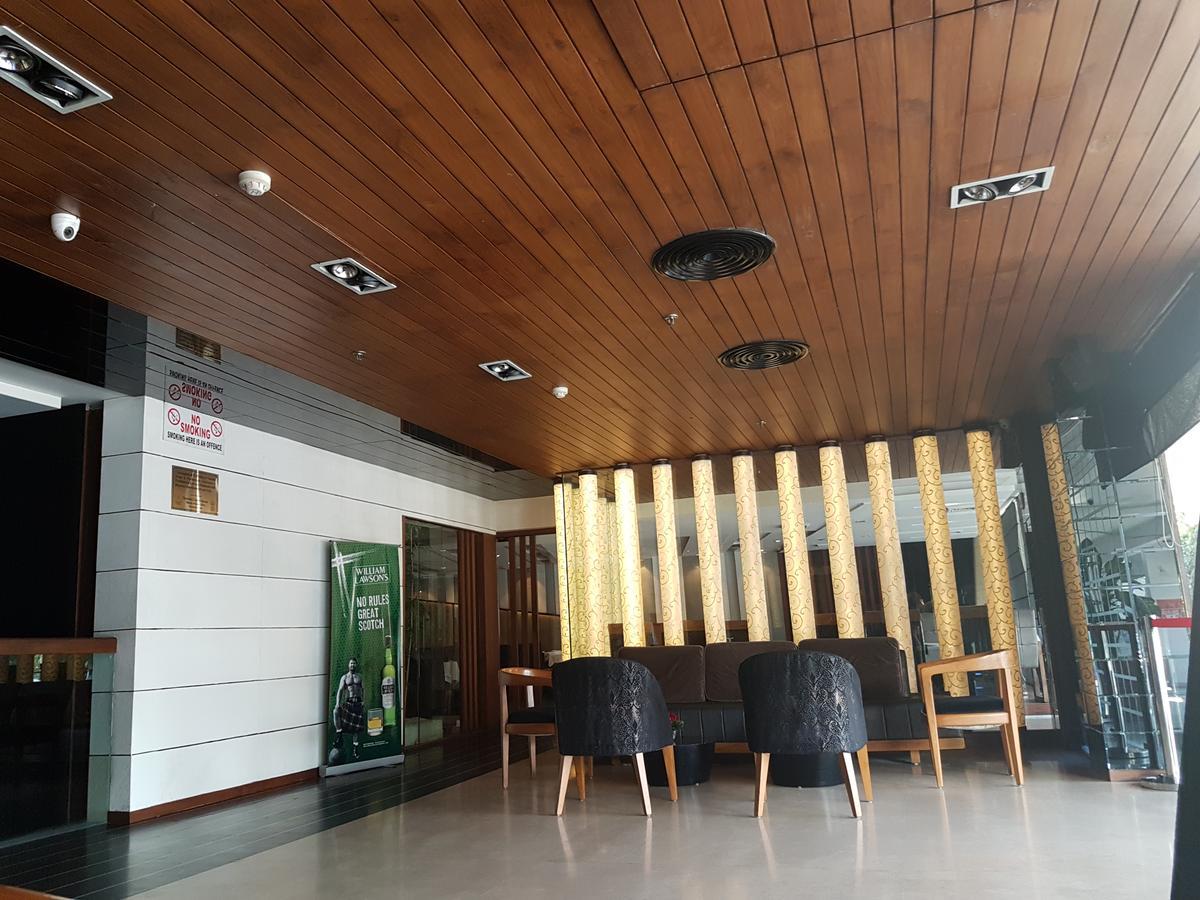 Hotel Gk International Chandīgarh Extérieur photo