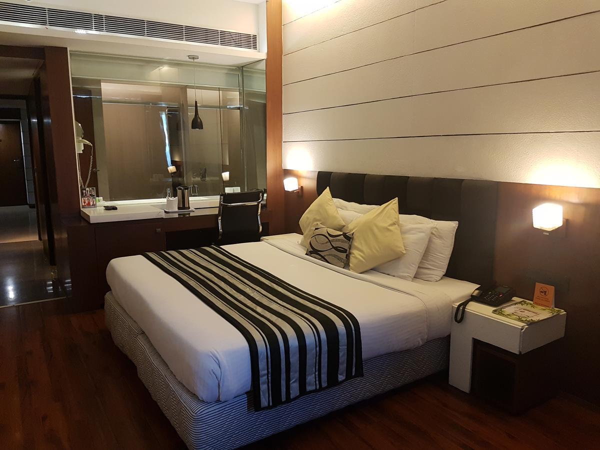 Hotel Gk International Chandīgarh Extérieur photo