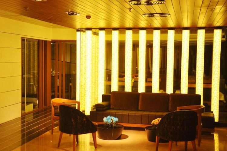 Hotel Gk International Chandīgarh Extérieur photo